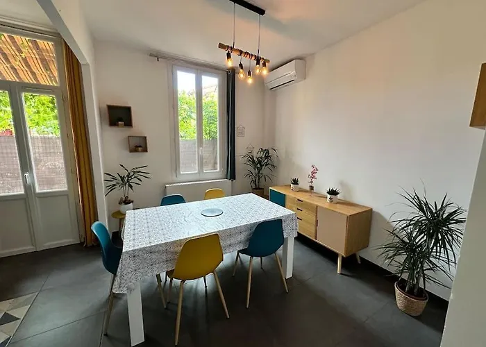 Semesterbostad Maison A